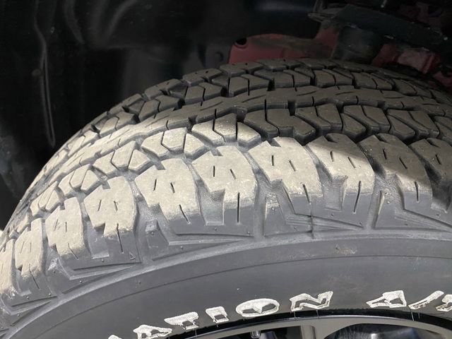 Used 2019 Jeep Cherokee Trailhawk image 42