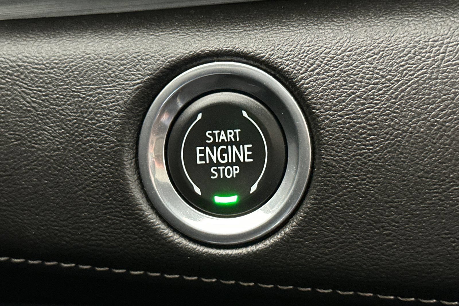 Used 2023 Cadillac Escalade Sport AWD/4WD image 29