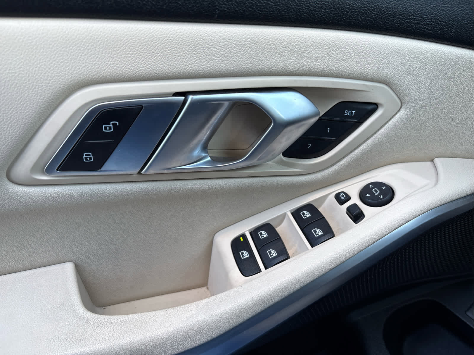 Used 2019 BMW 330i xDrive Sedan w/ Driving Assistance Package image 30