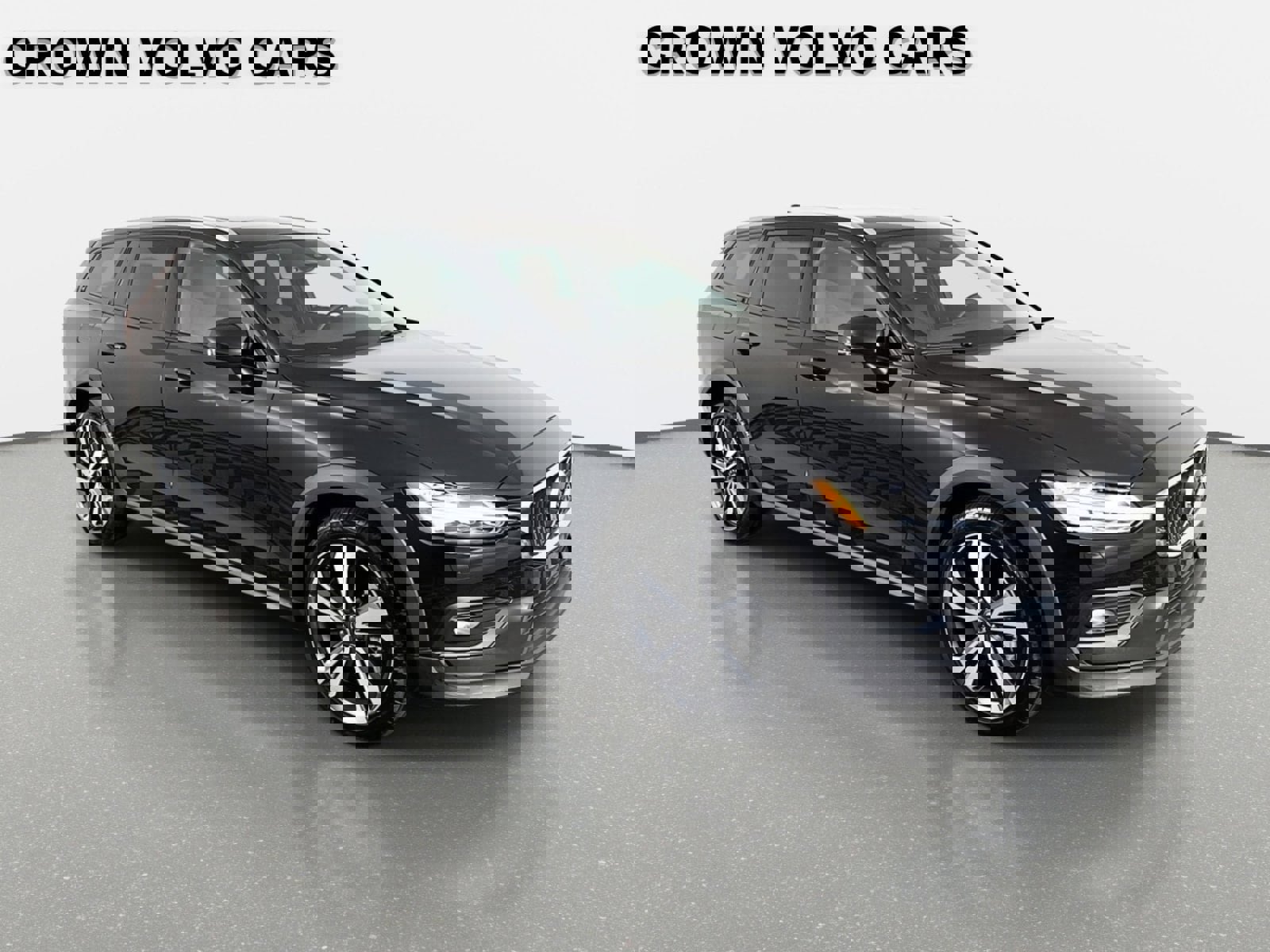 Used 2025 Volvo V60 B5 Cross Country Plus image 4