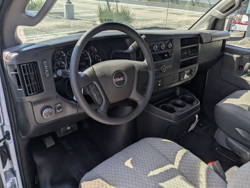 New 2026 GMC Savana 3500 Extended w/ Driver Convenience Package RWD image 19