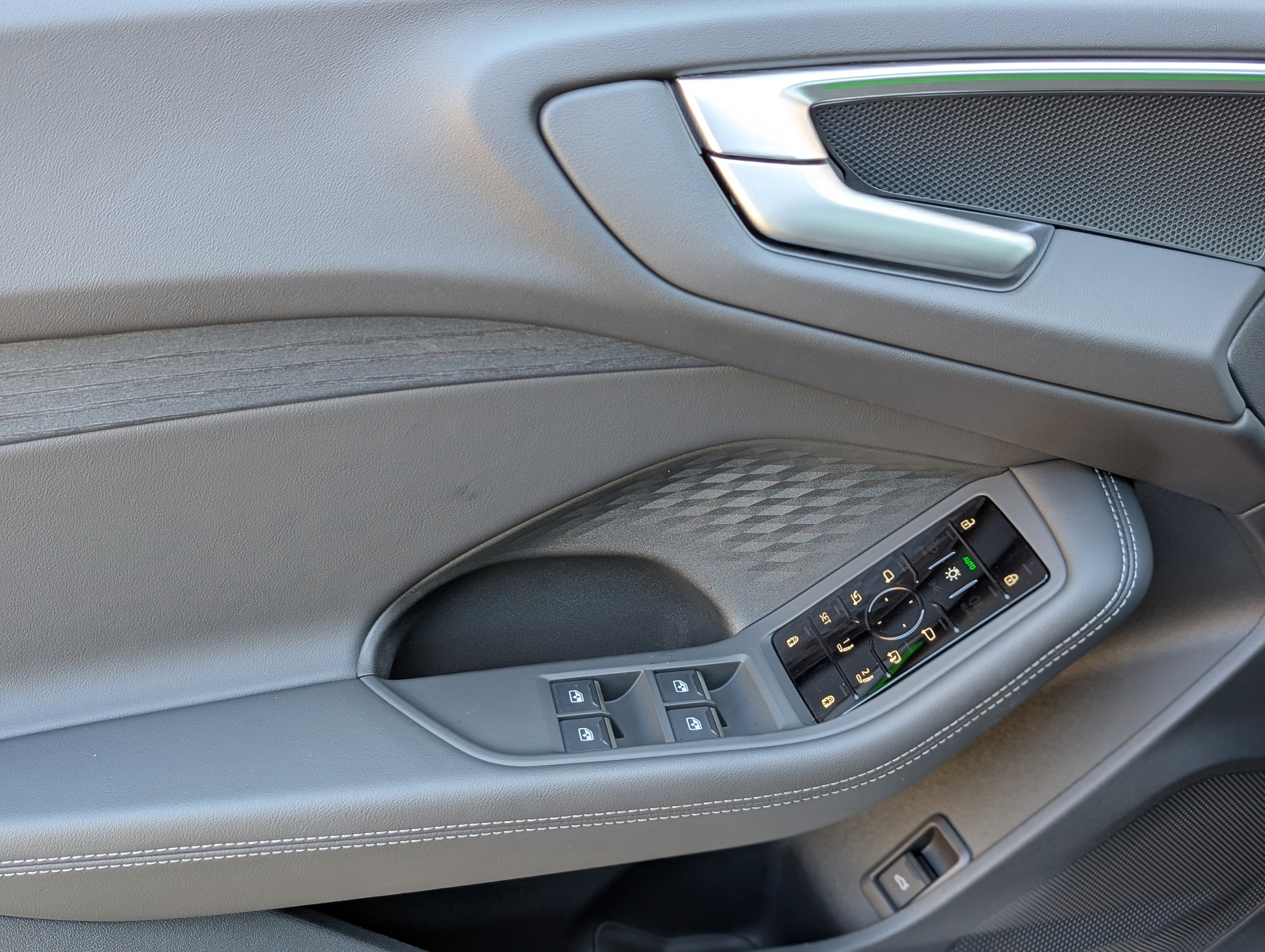 Used 2025 Audi A5 2.0T Premium w/ Convenience Package image 16