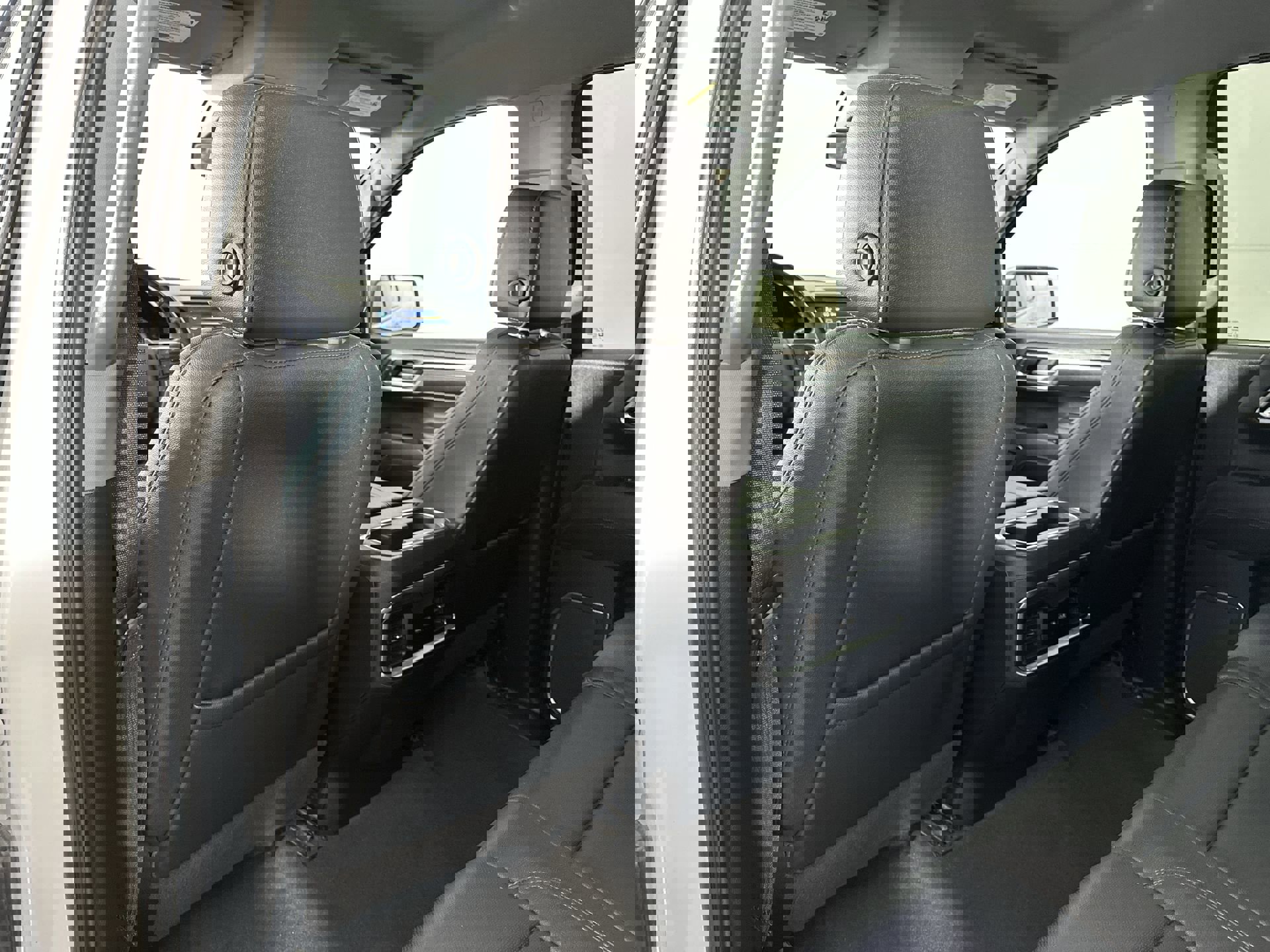 Used 2023 Chevrolet Silverado 1500 LTZ image 27