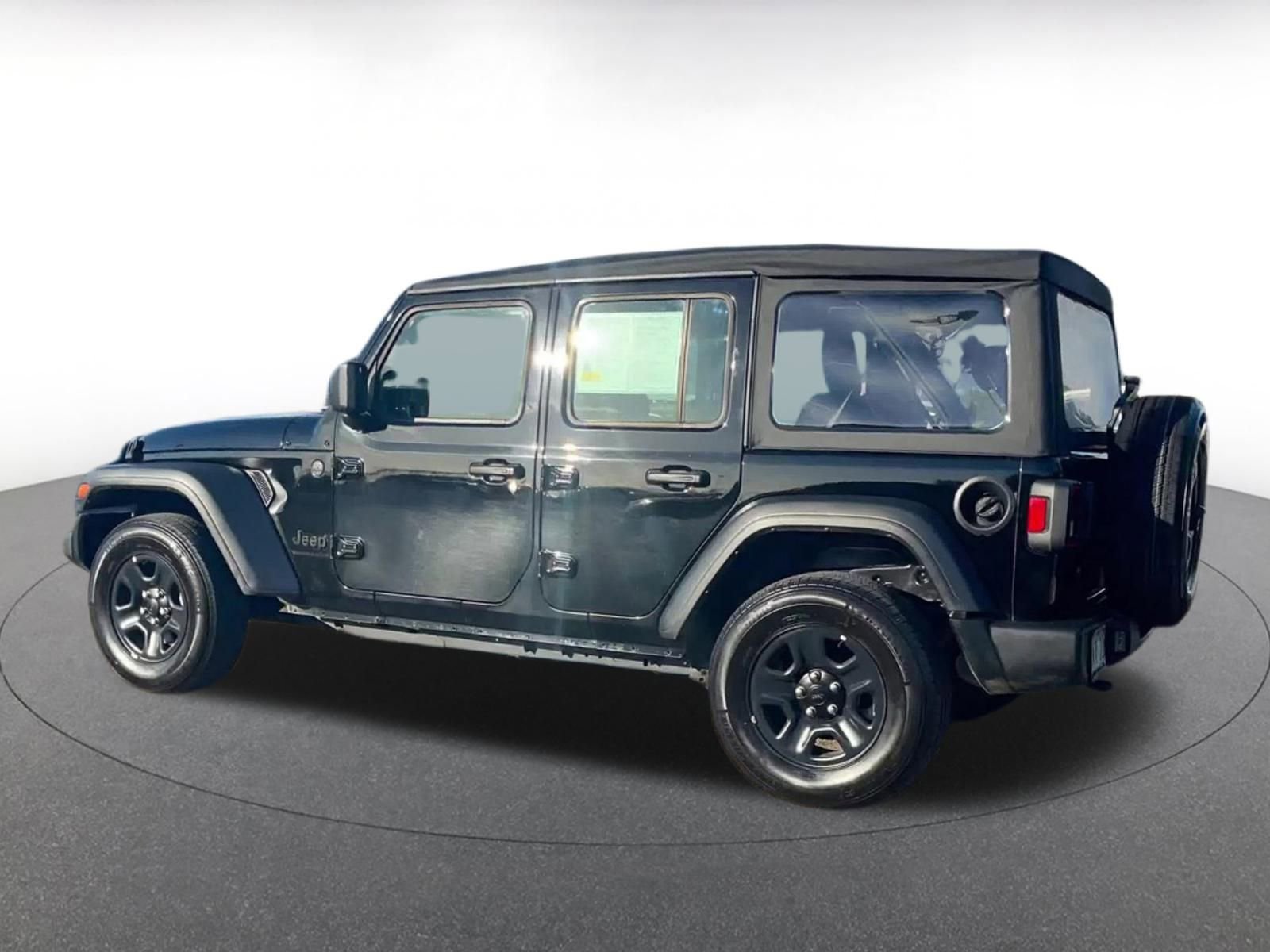 Used 2023 Jeep Wrangler Sport image 9