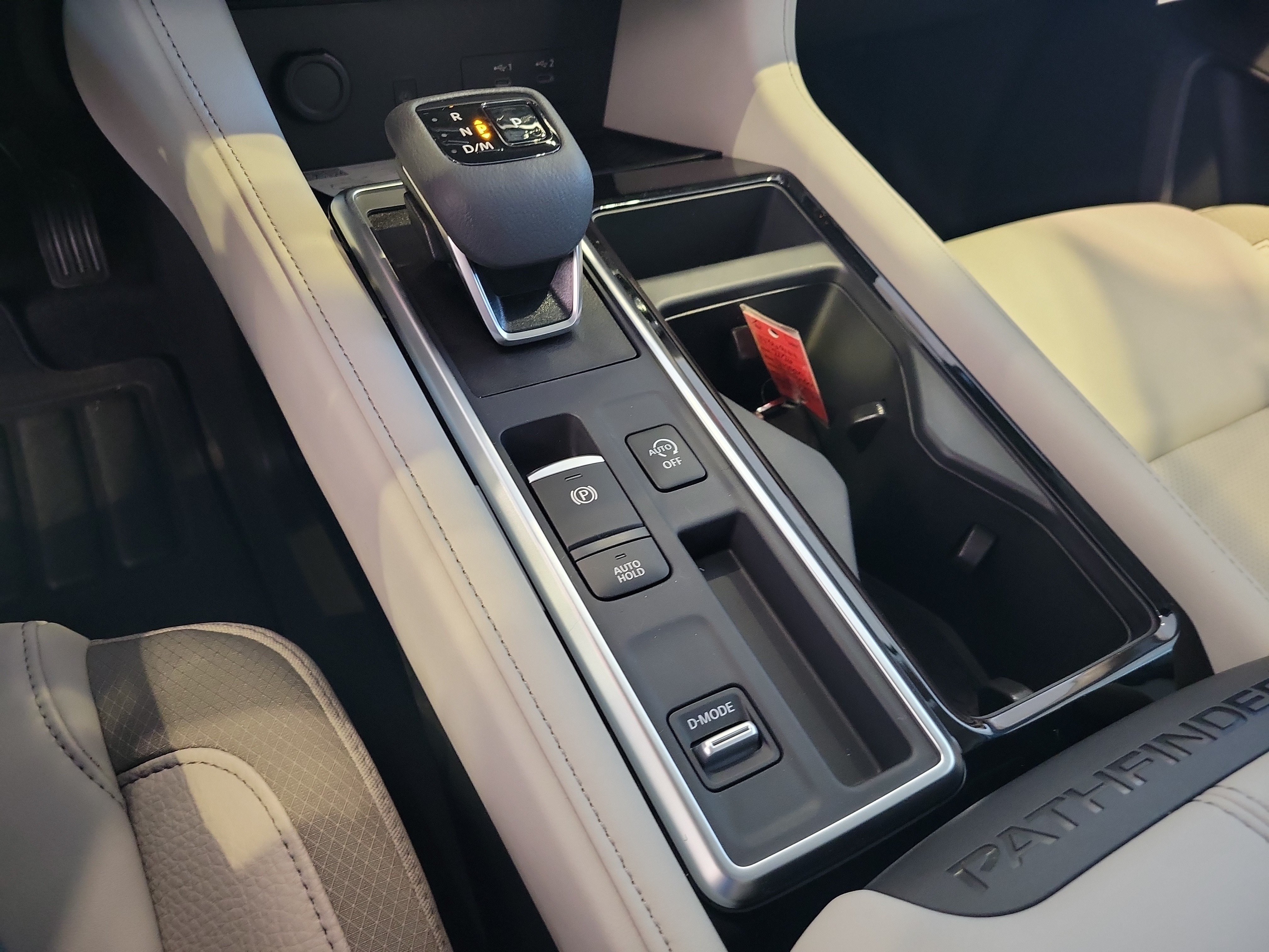 New 2026 Nissan Pathfinder SL FWD image 19