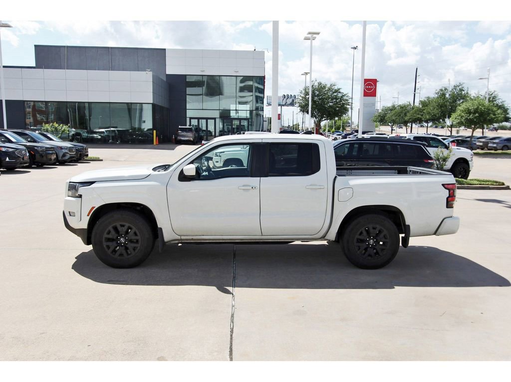 Used 2023 Nissan Frontier SV w/ SV Convenience Package image 3