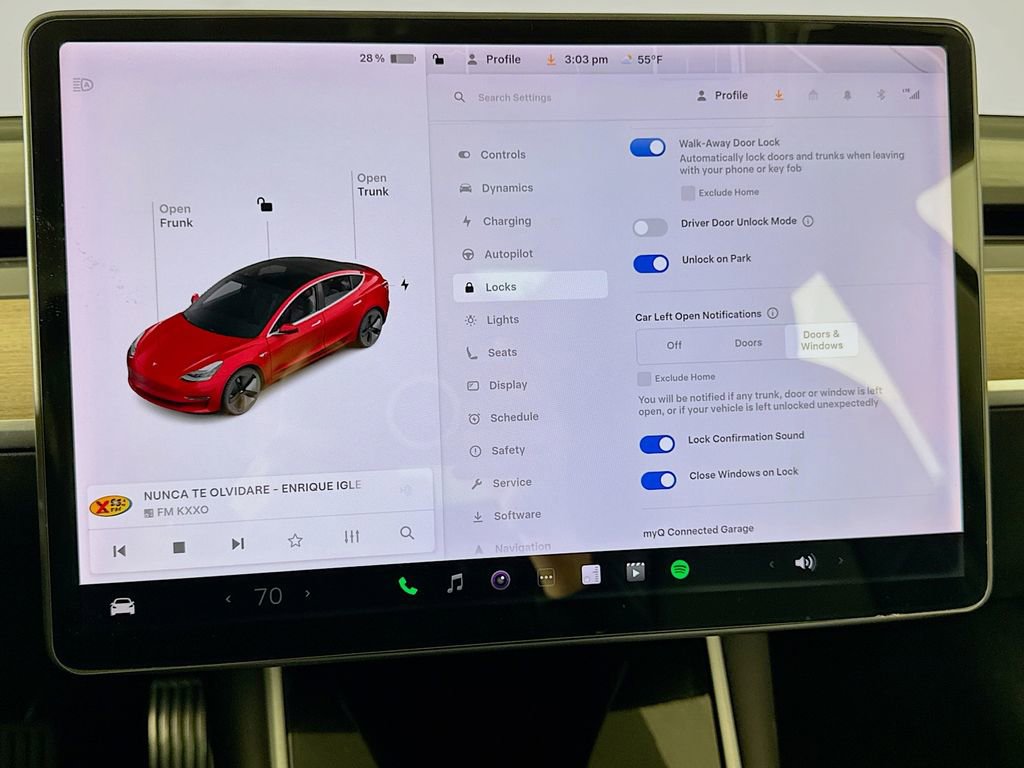 Used 2018 Tesla Model 3 Long Range image 22