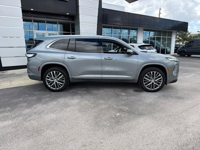 Used 2026 Buick Enclave Avenir w/ Super Cruise Package FWD image 10
