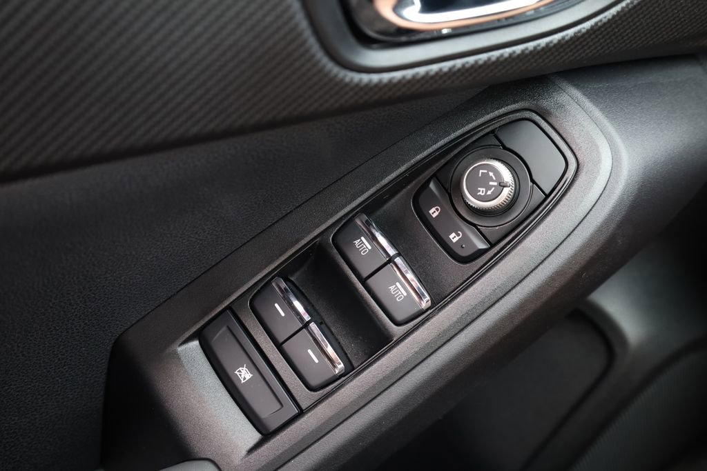 Certified 2024 Subaru Crosstrek 2.5i Limited w/ Crosstrek Mirror Package image 18