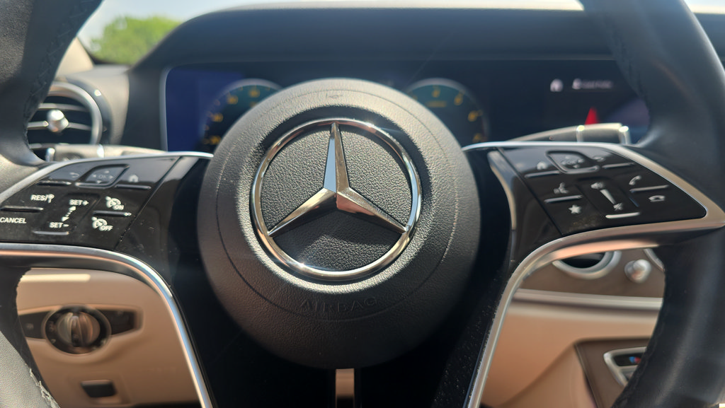 Used 2022 Mercedes-Benz E 350 4MATIC Sedan image 22