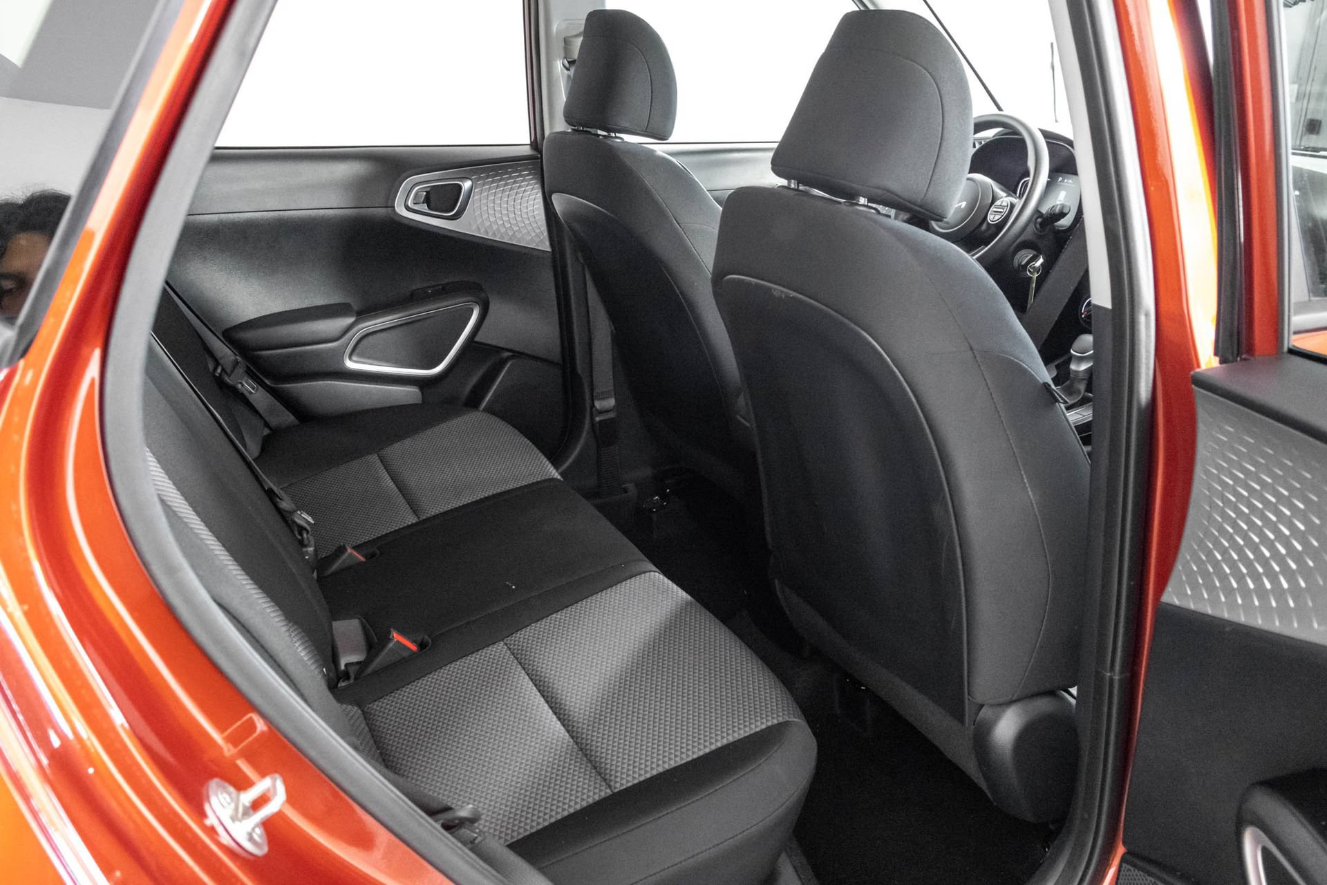 Used 2024 Kia Soul LX FWD image 36