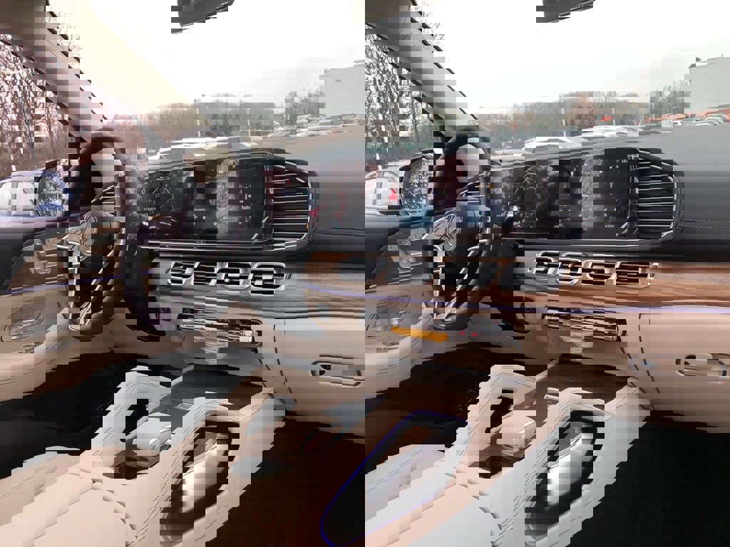 New 2026 Mercedes-Benz GLE 450 4MATIC image 19