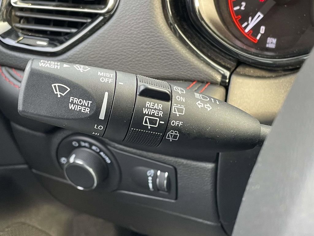 Used 2024 Dodge Durango GT image 12