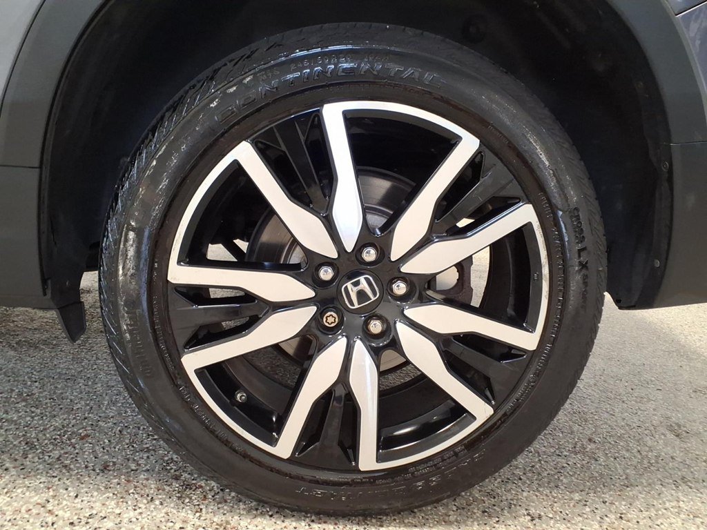 Used 2019 Honda Pilot AWD Touring image 7