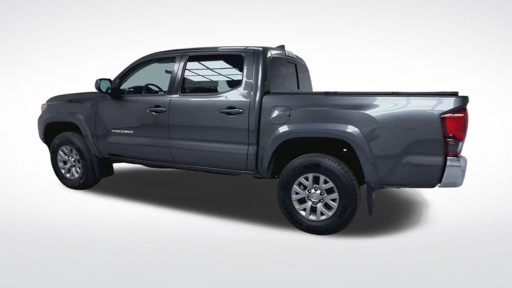 Used 2019 Toyota Tacoma SR5 image 19