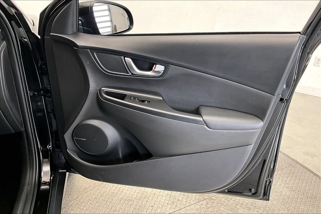Certified 2022 Hyundai Kona Limited AWD/4WD image 19