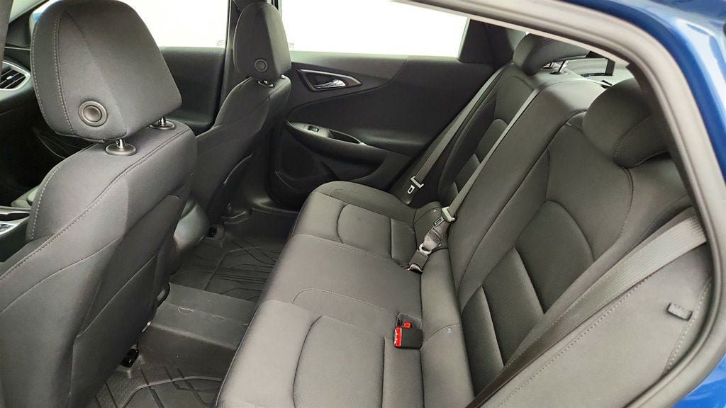 Used 2024 Chevrolet Malibu RS FWD image 20