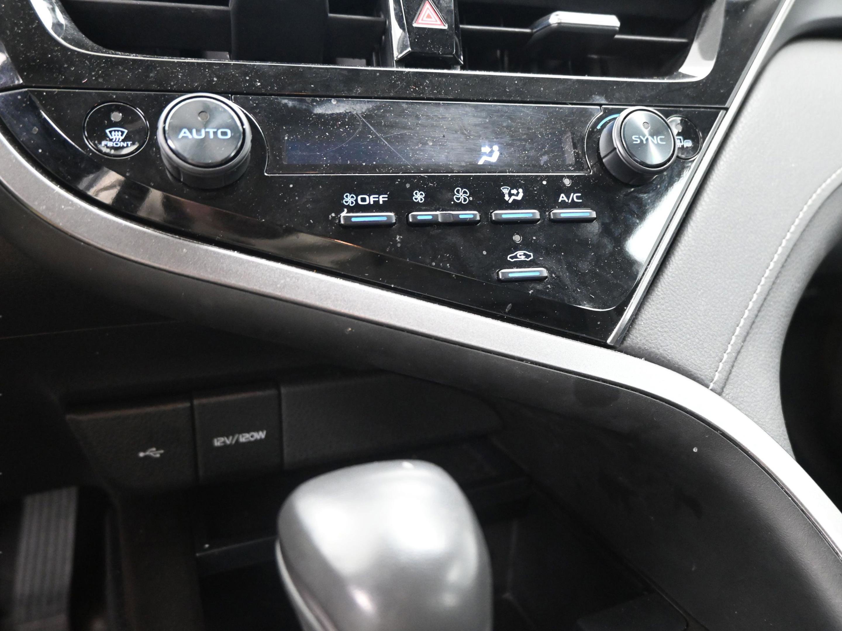 Certified 2024 Toyota Camry SE FWD image 30