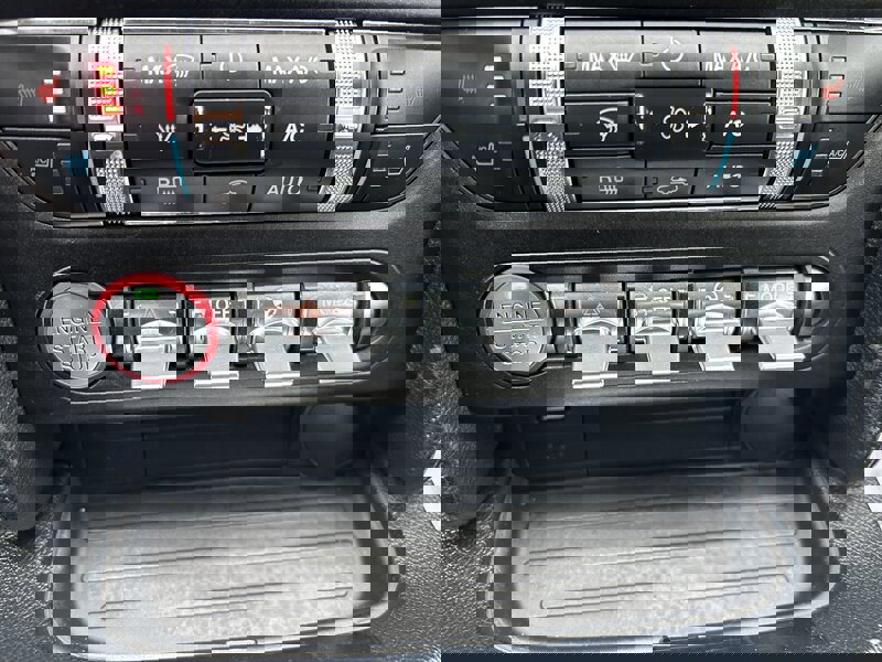 Used 2018 Ford Mustang Premium image 16