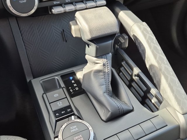 Used 2026 Toyota 4Runner SR5 AWD/4WD image 15
