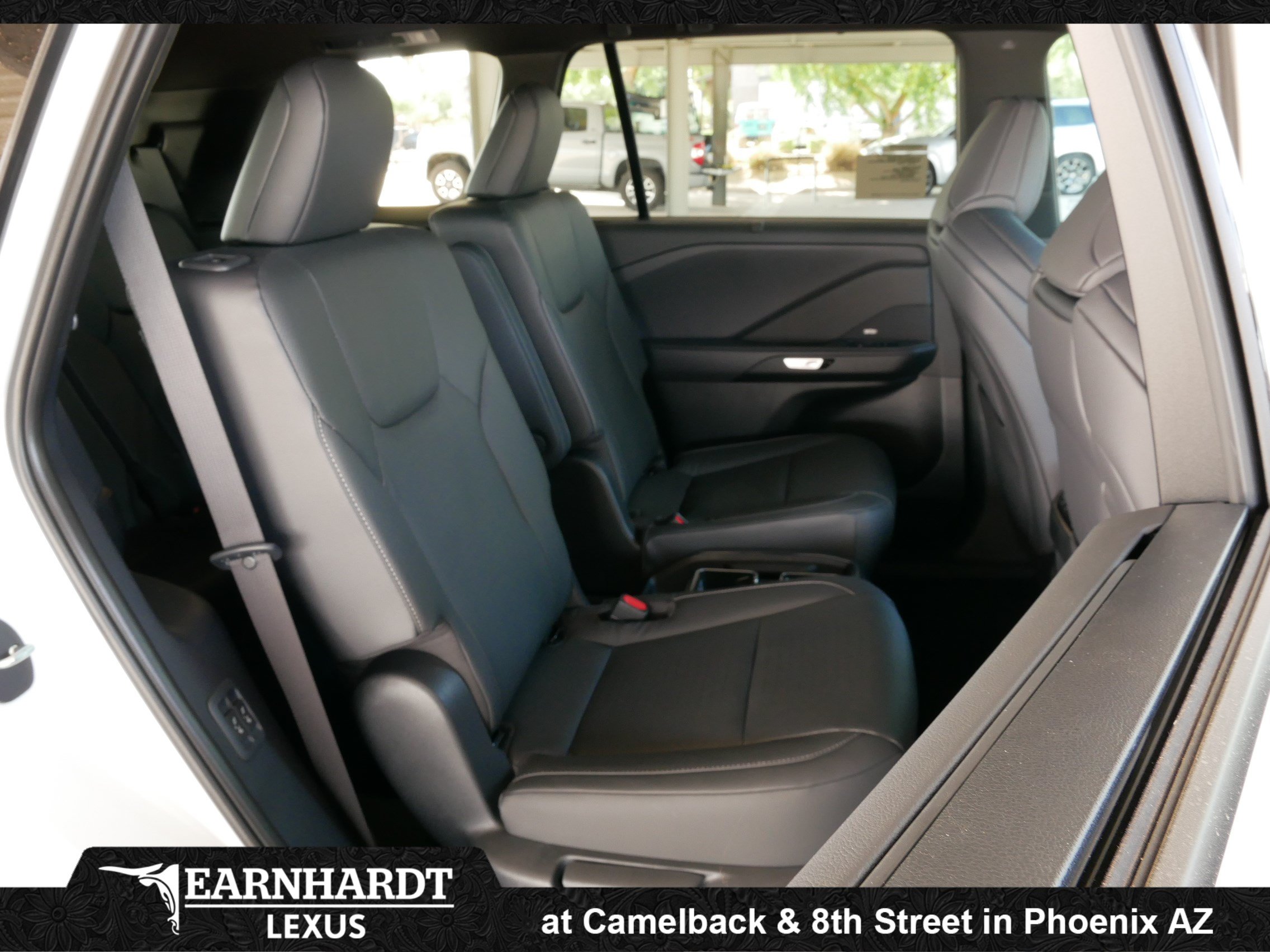 New 2026 Lexus TX 500h AWD w/ Technology Package image 8