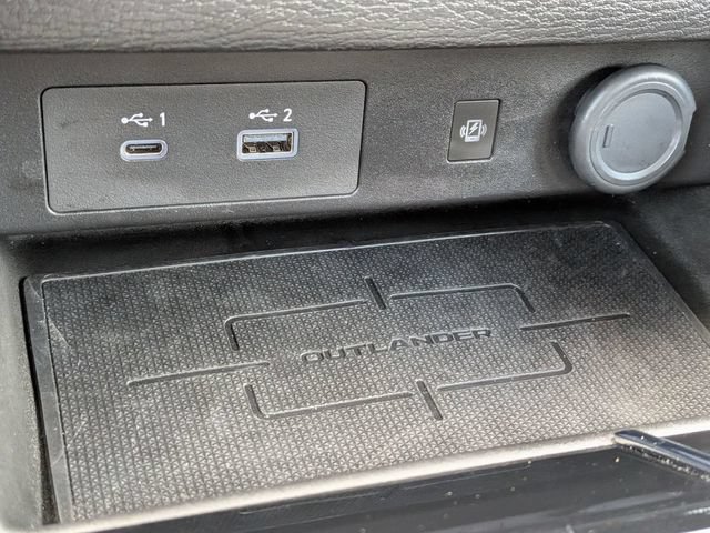 Used 2024 Mitsubishi Outlander SE AWD/4WD image 22
