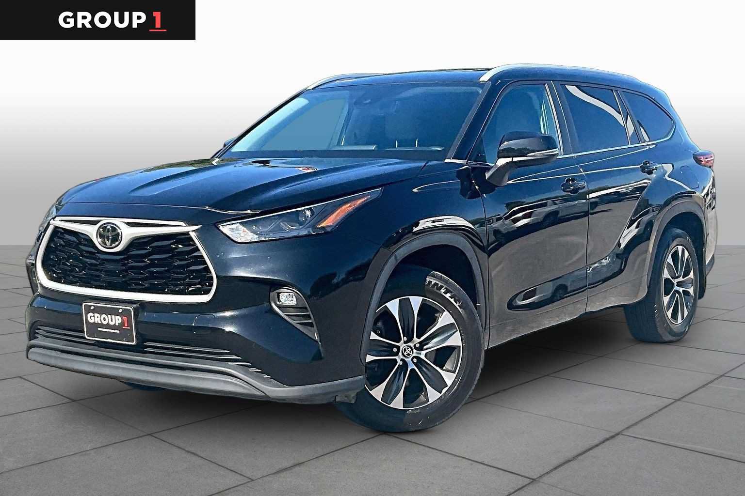 Used 2023 Toyota Highlander XLE