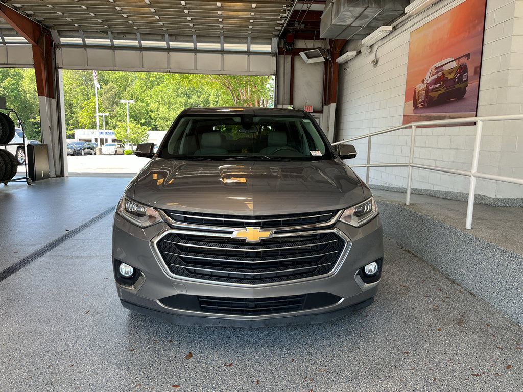 Used 2019 Chevrolet Traverse Premier w/ Driver Confidence II Package image 2