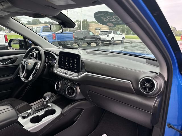 Certified 2024 Chevrolet Blazer LT w/ Midnight/Sport Edition FWD image 26