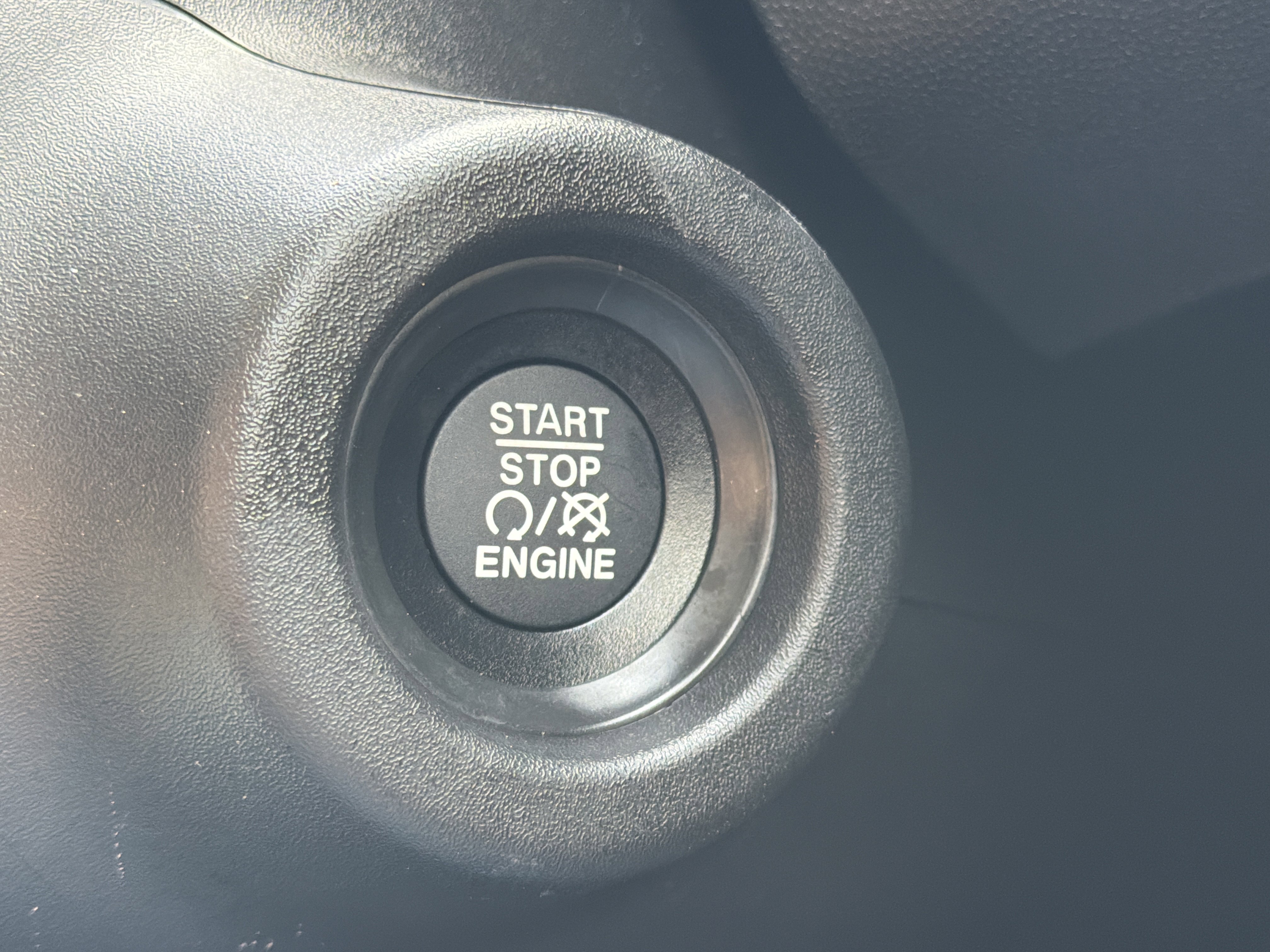 Used 2024 RAM ProMaster 2500 image 21