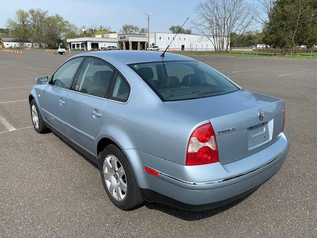 Used 2002 Volkswagen Passat GLX image 7