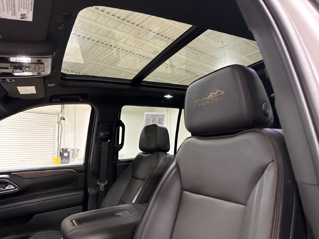 Used 2023 Chevrolet Tahoe High Country AWD/4WD image 20