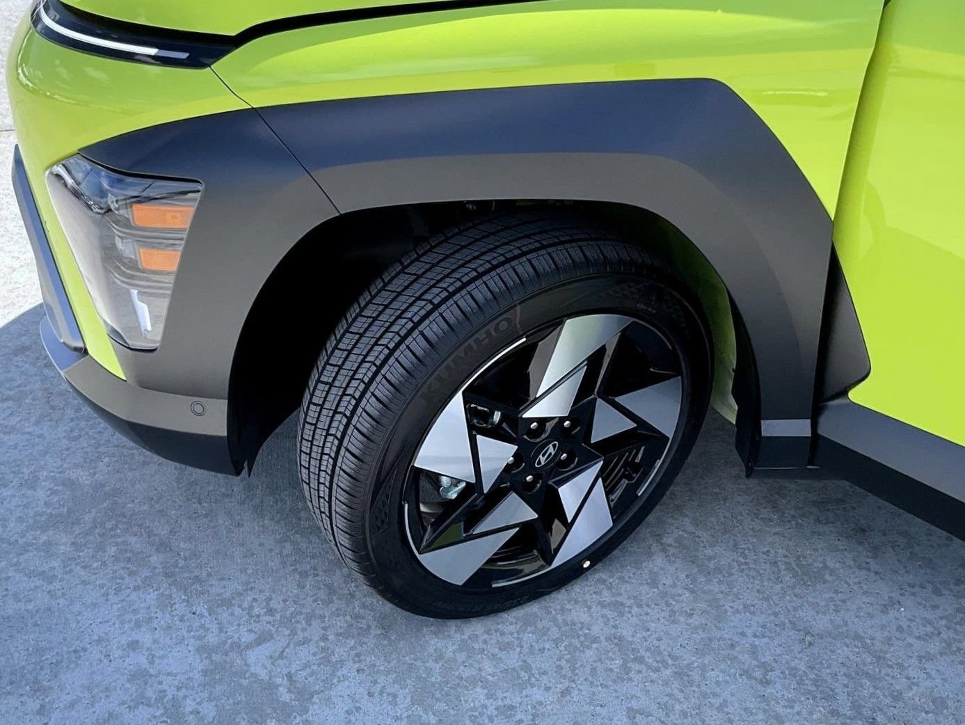 New 2026 Hyundai Kona Limited AWD/4WD image 24