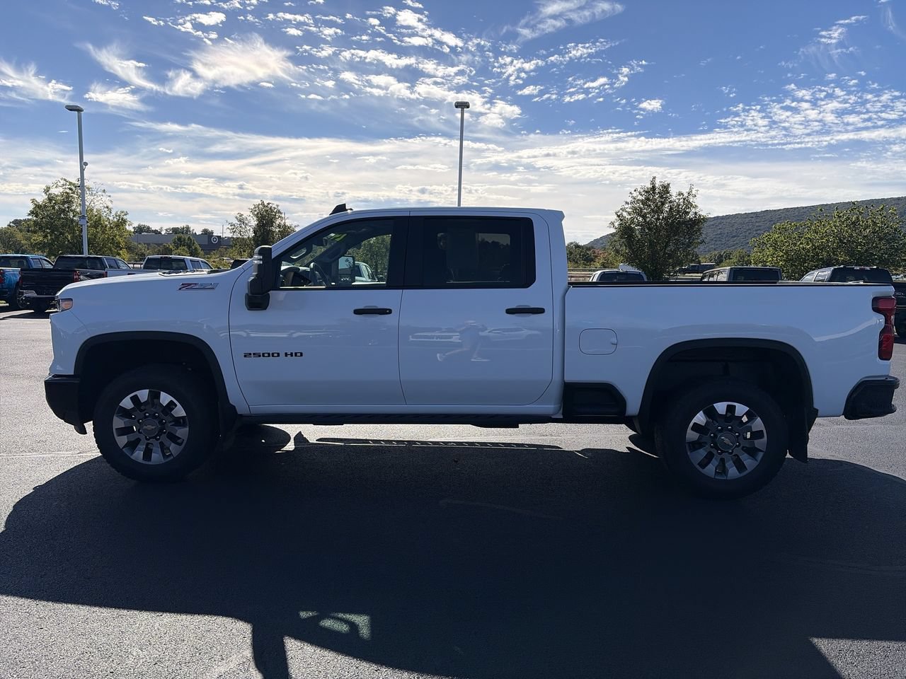 Used 2024 Chevrolet Silverado 2500 Custom w/ Custom Convenience Package AWD/4WD image 4