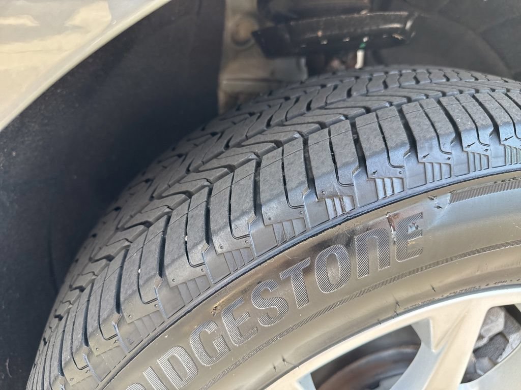 Used 2023 Chevrolet Equinox LS AWD/4WD image 49