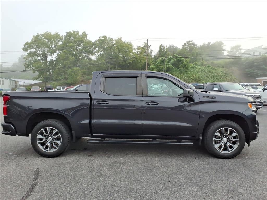 Used 2023 Chevrolet Silverado 1500 RST AWD/4WD image 8