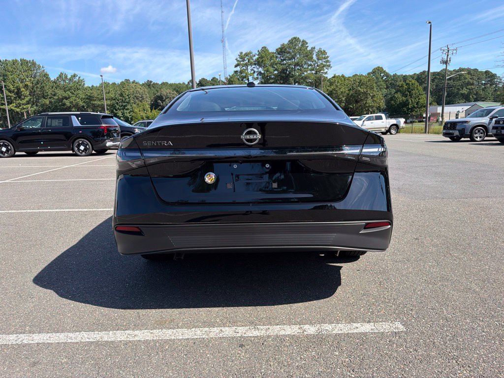 New 2027 Nissan Sentra SV w/ Floor Mat Package FWD image 5