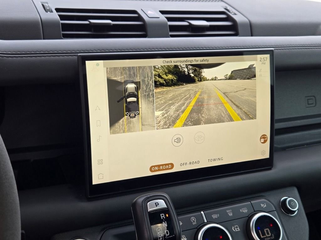 Used 2022 Land Rover Defender 90 Carpathian Edition image 23