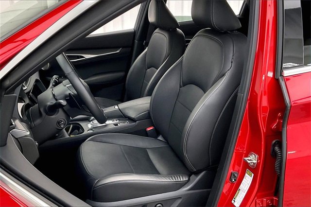 Certified 2024 INFINITI QX55 Essential image 8