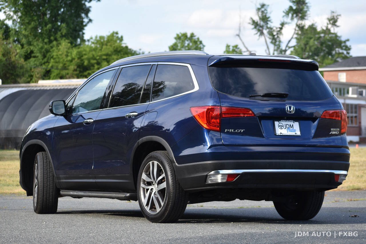Used 2016 Honda Pilot Touring image 7