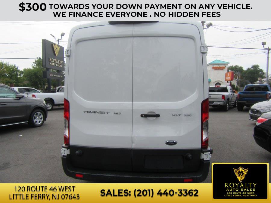 Used 2018 Ford Transit 350 148 Medium Roof image 6
