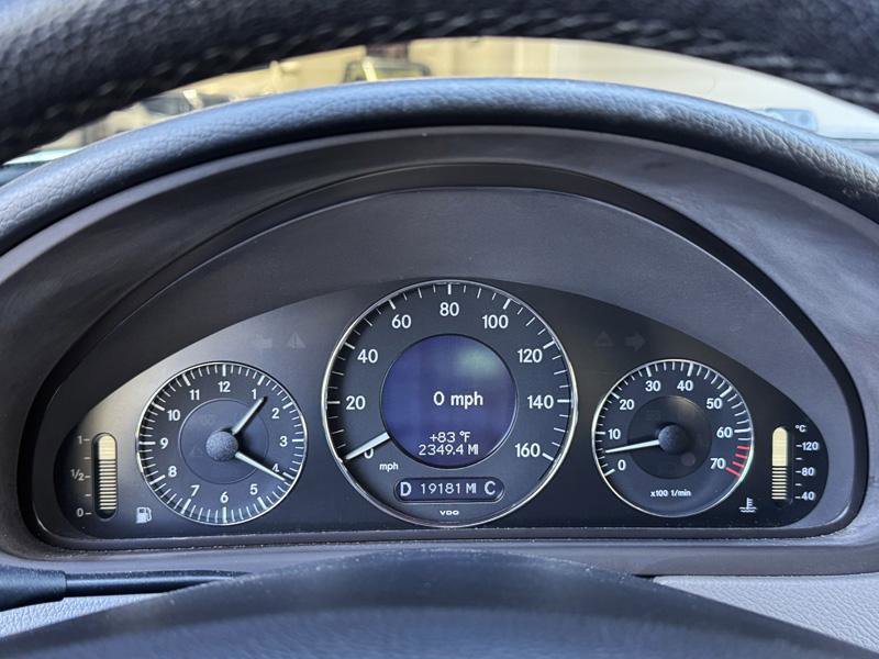 Used 2006 Mercedes-Benz CLK 350 Cabriolet w/ Premium Pkg image 22