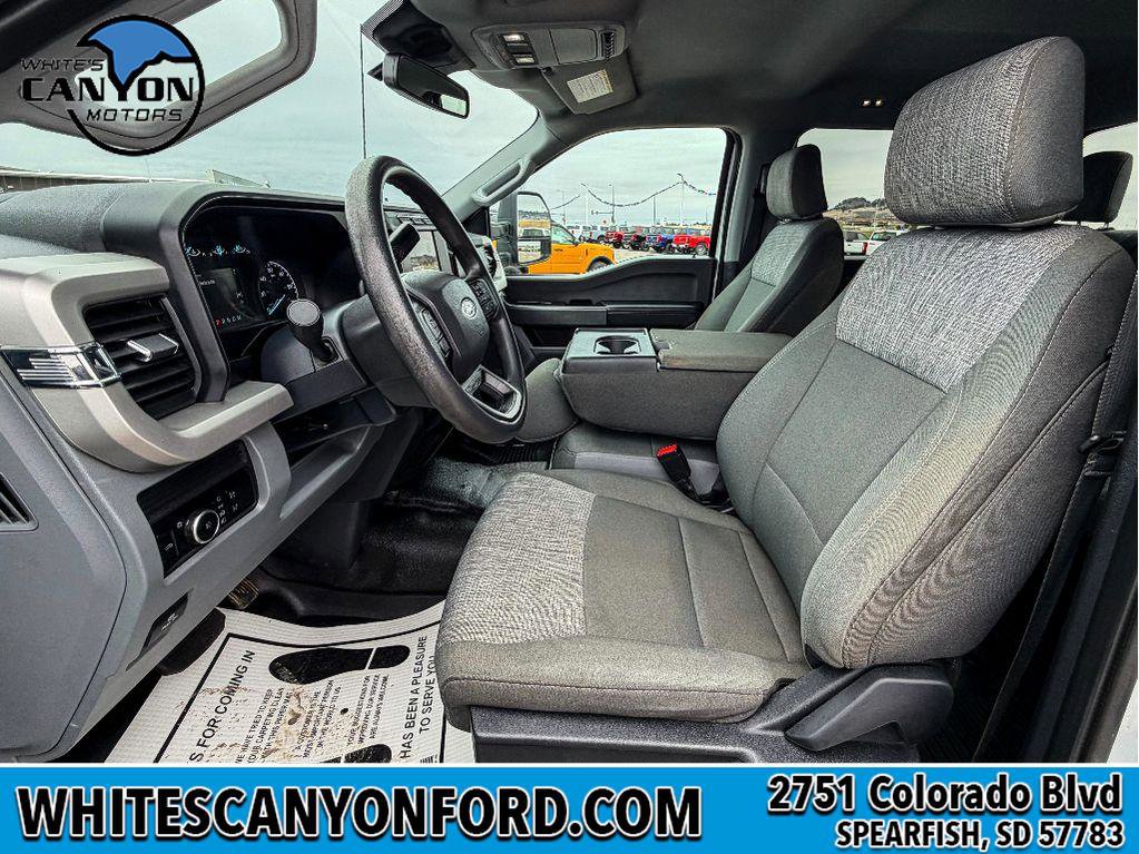 Used 2023 Ford F350 XLT image 5