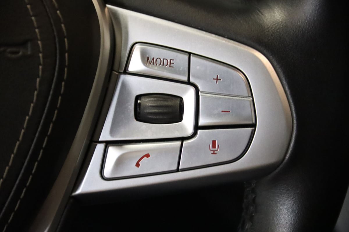 Used 2019 BMW 750i RWD image 20