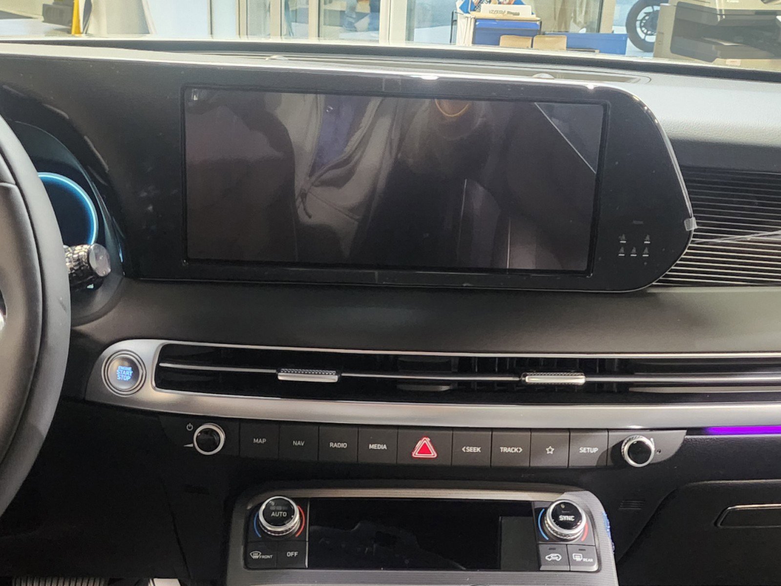 New 2025 Hyundai Palisade Calligraphy image 13