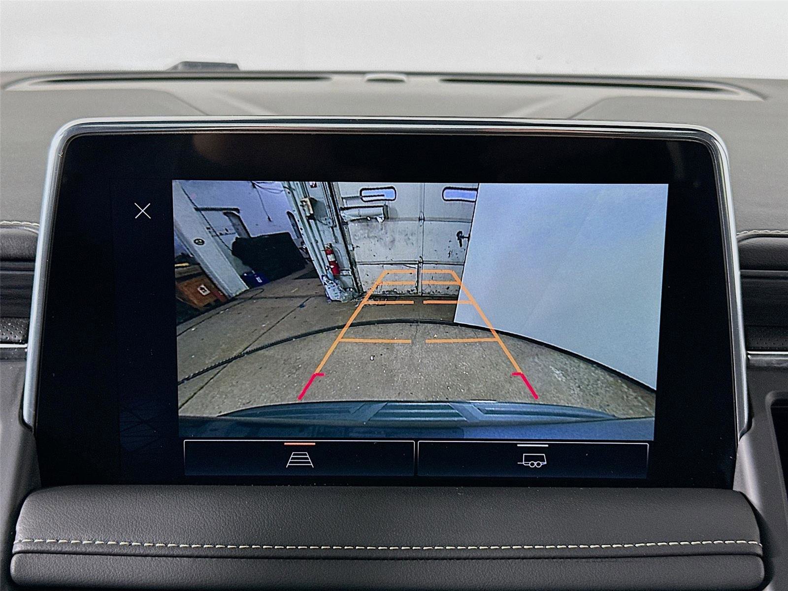 Used 2023 GMC Yukon SLT image 14