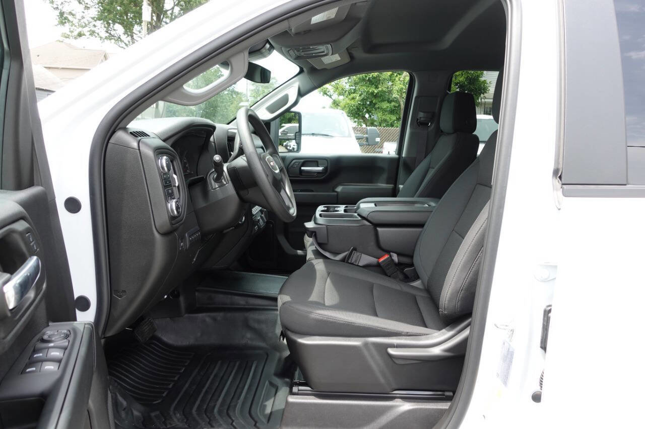 Used 2024 GMC Sierra 2500 Pro w/ Convenience Package image 15