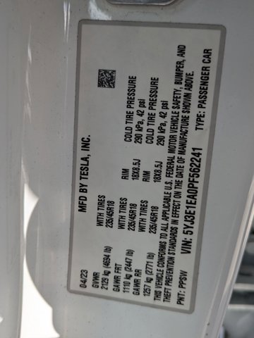 Used 2023 Tesla Model 3 Standard Range image 16