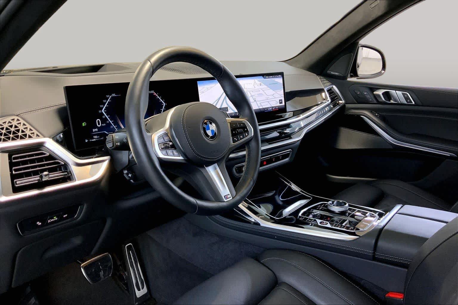 Used 2026 BMW X7 xDrive40i AWD/4WD image 17
