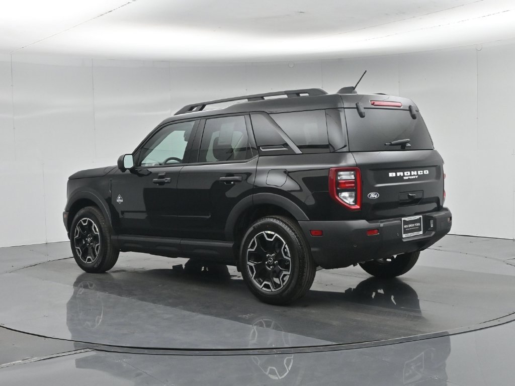 New 2026 Ford Bronco Sport Outer Banks w/ Outer Banks Tech Package+ AWD/4WD image 6